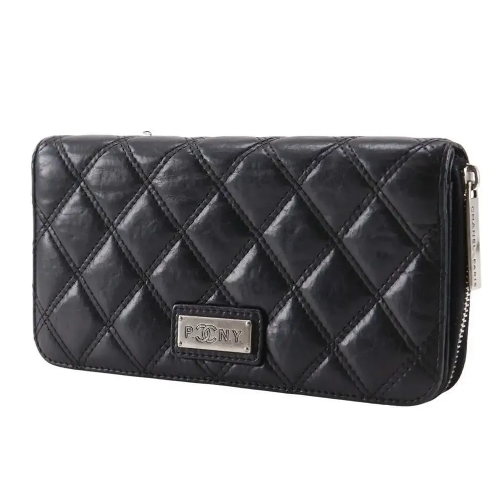 CHANEL Black Lambskin Leather Wallet